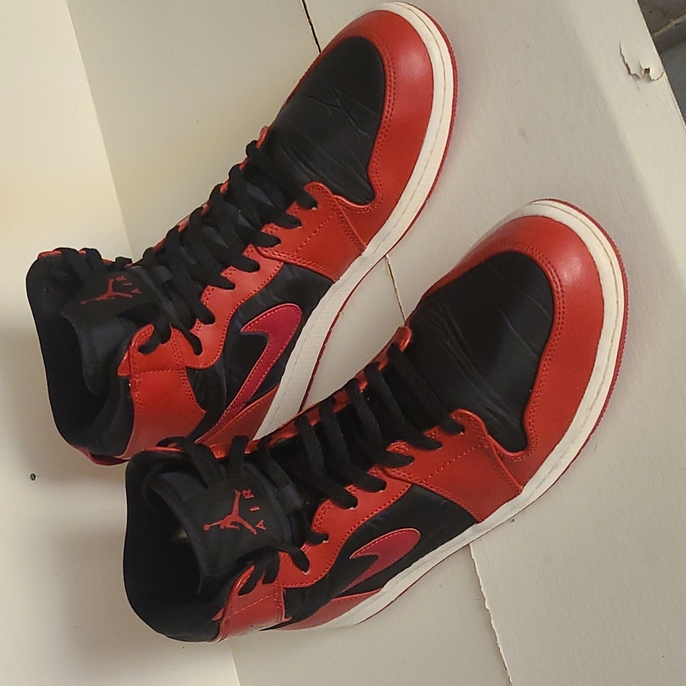 🟢Jordan 1 Retro High No Strp Sz13 mrry xmas tkn all offers serious. Free shippn